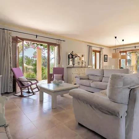 Parra Villa *